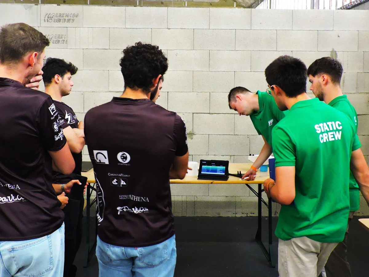 Il team ZED a confronto con lo staff delle prove statiche in Francia